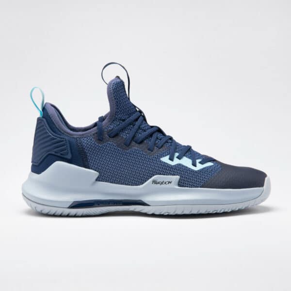 Basketballschuhe Fast 500 marineblau/hellblau