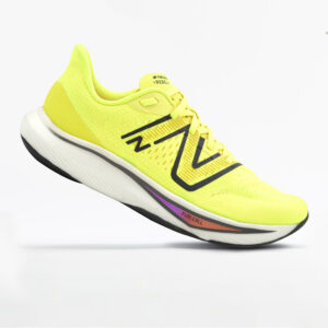 Laufschuhe Herren New Balance - Rebel V3 gelb