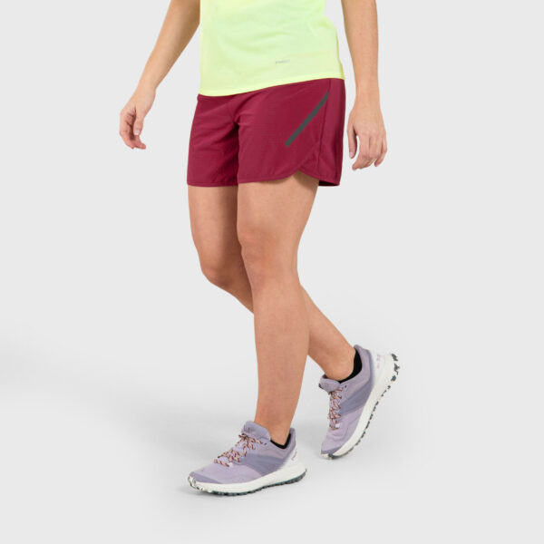 Laufshorts Trailrunning Damen Baggy - himbeerrot